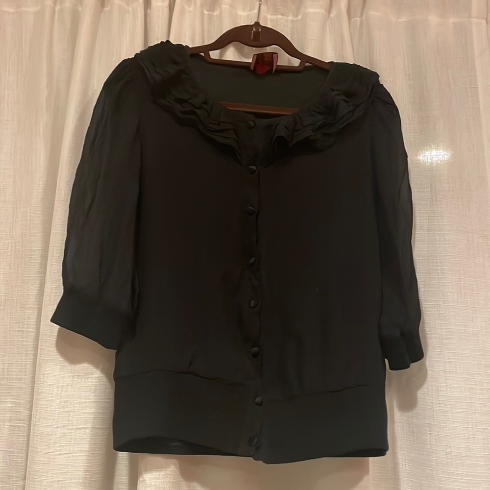 Juliette Longuet black buttoned blouse
